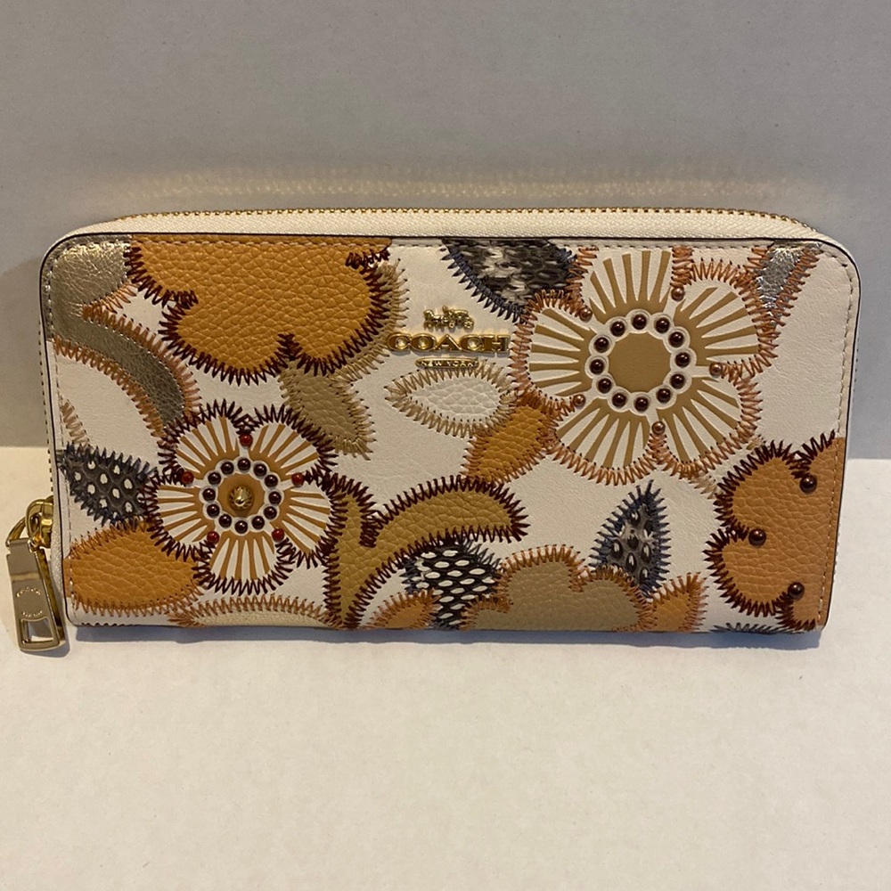 Coach Accordion Zip Wallet With Patchwork Tea Rose And Snakeskin Detail NWT!